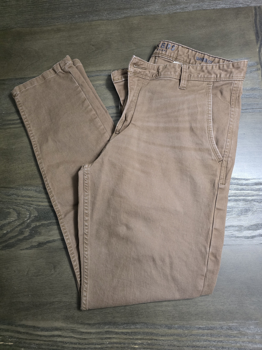 Dockers Men's Chinos in Tan Brown